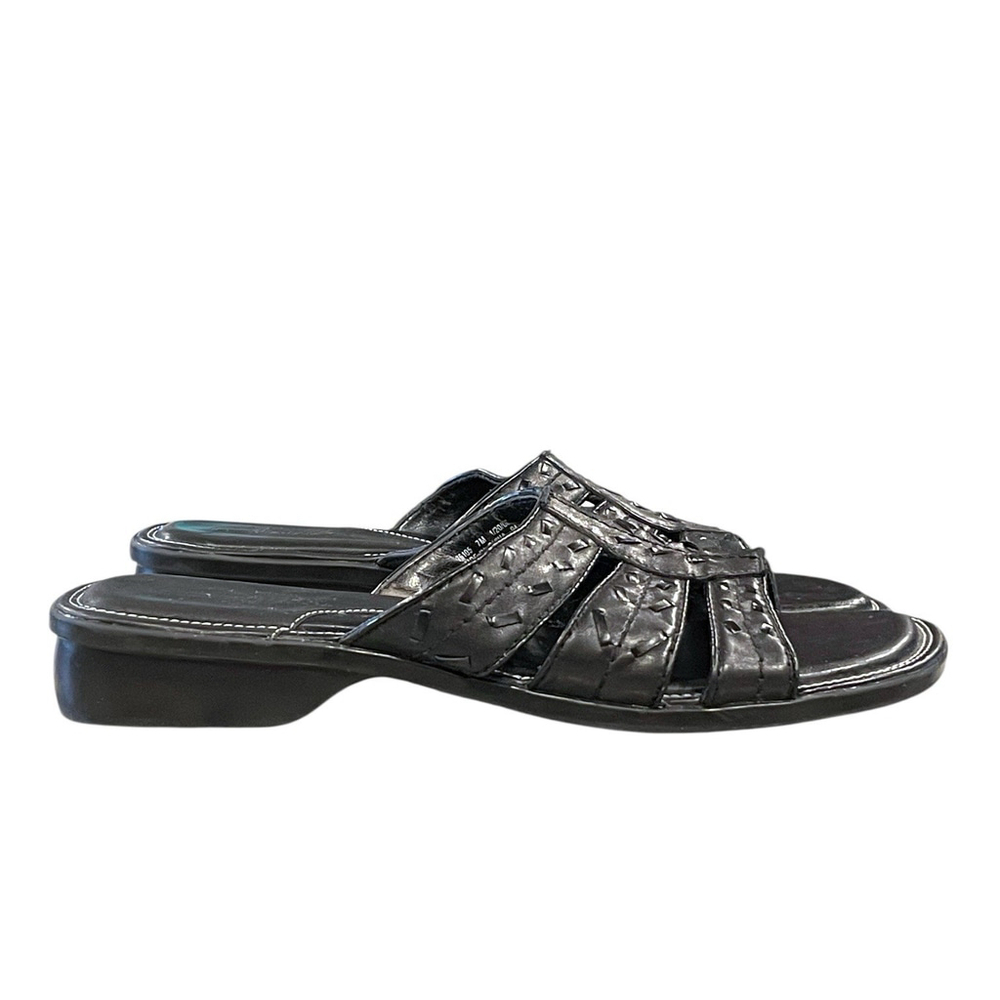 Clarks Womens 7M Slip On Sandals Woven Straps Square Toe Molded Heel 76105 READ